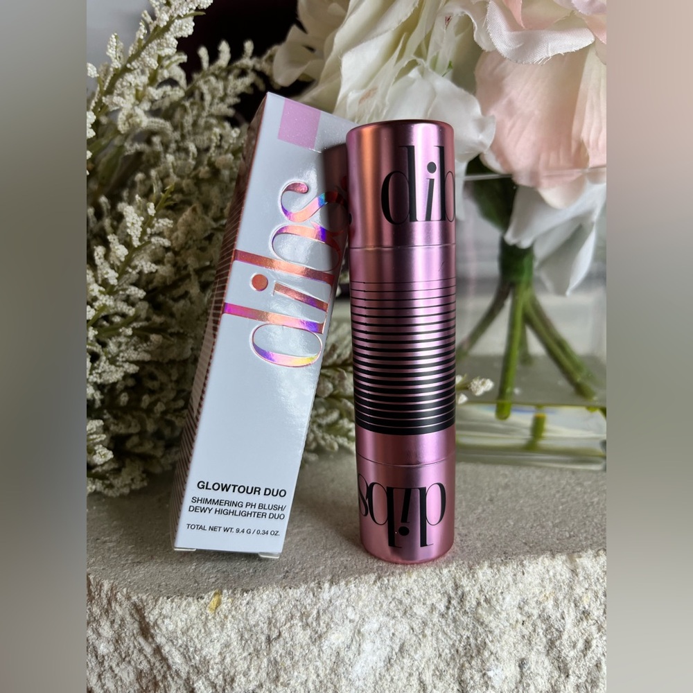 NIB - dibs - GlowTour Duo - Aura